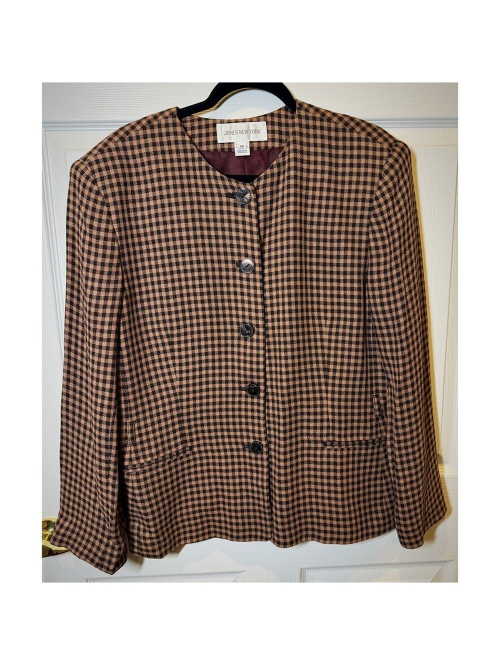 Plaid collarless blazer